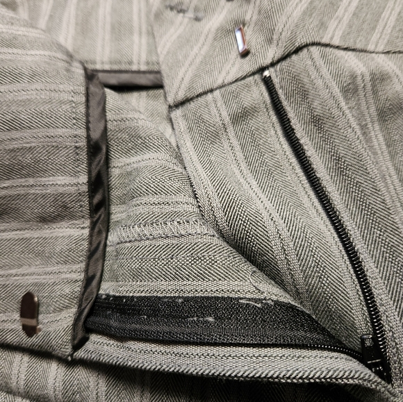 Women's dress pants. Size 13 - Picture 6 of 7